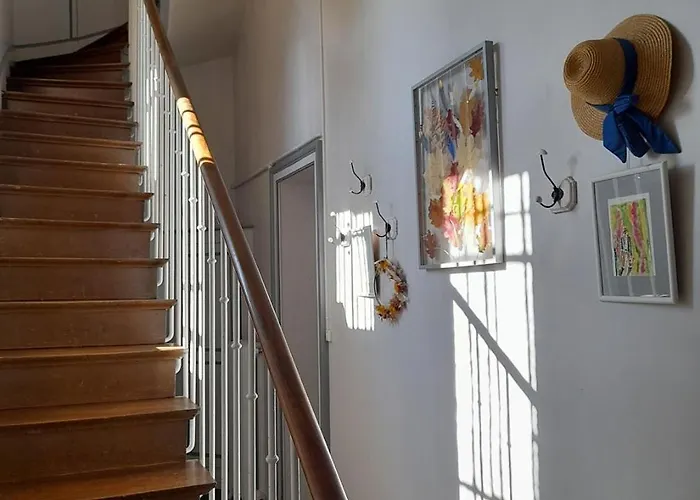 Villa Aile Chateau Du Bois Des Faulx La Chapelle-du-Bois-des-Faulx